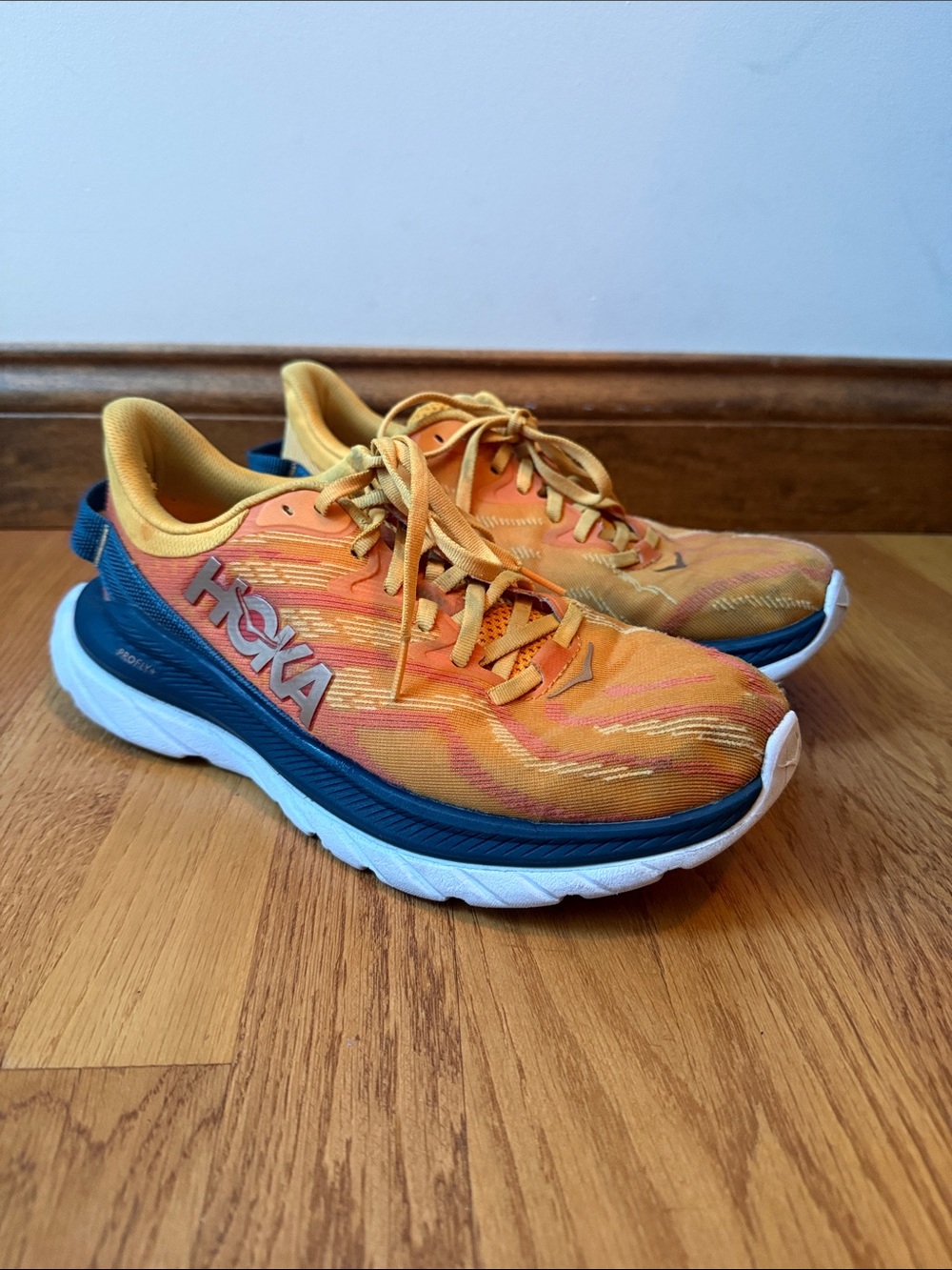 Hoka One One Women’s Mach Supersonic Sneakers Color Orange Blue Size 9.5B